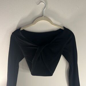 Crossed neck crop top